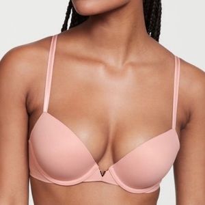 Victoria’s Secret Love Cloud Lightly Lined Demi Bra (32C) in Purest Pink